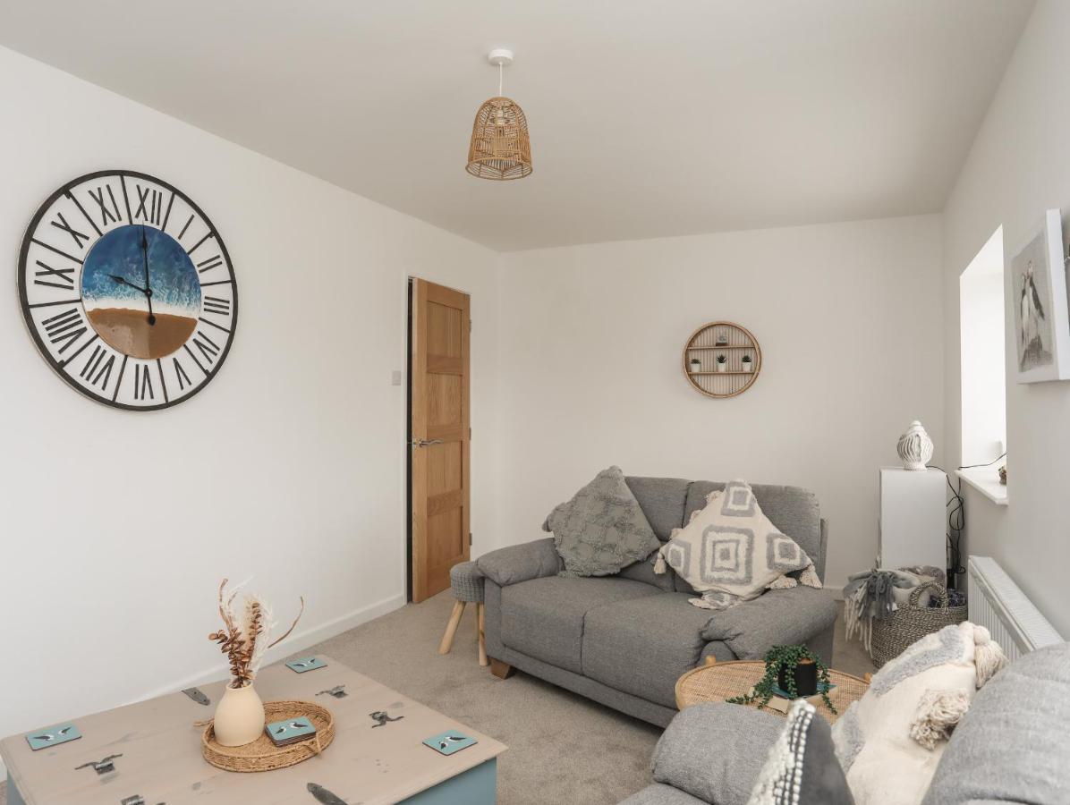 A Mor Apartment Llanfairpwllgwyngyll Ngoại thất bức ảnh